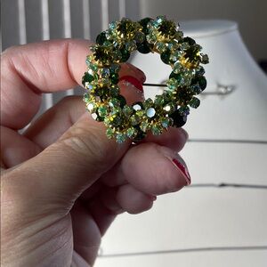 Uranium Green and Gold Wreath Brooch